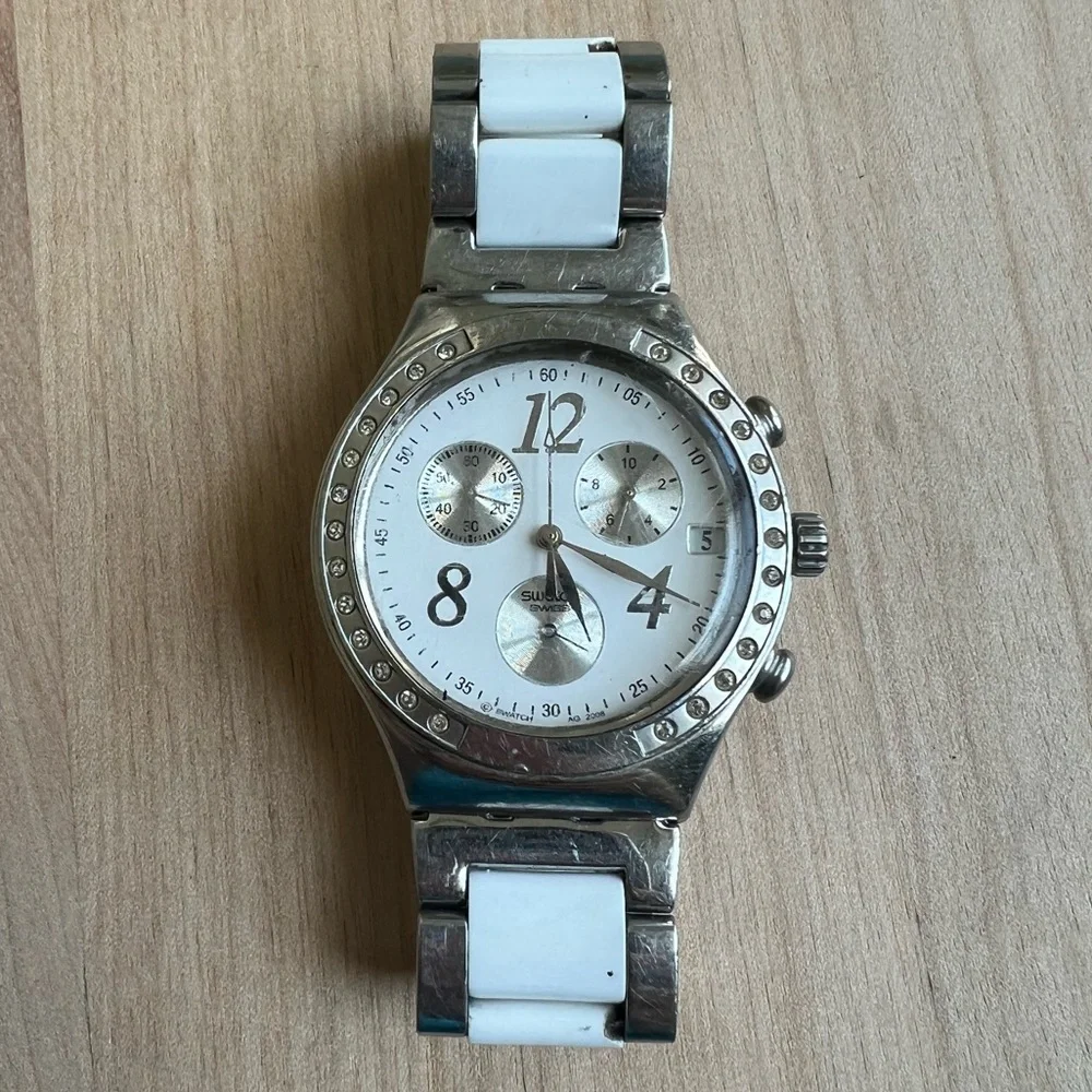 Swatch Irony YCS511GC Dreamwhite Chronograph Wristwatch With Date NEW BATTERY